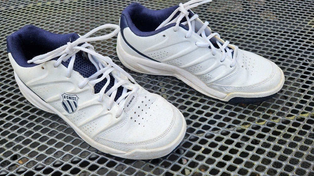 Tennisschoenen - dames - maat 38, Schoenen, Ophalen of Verzenden, Zo goed als nieuw, K-Swiss