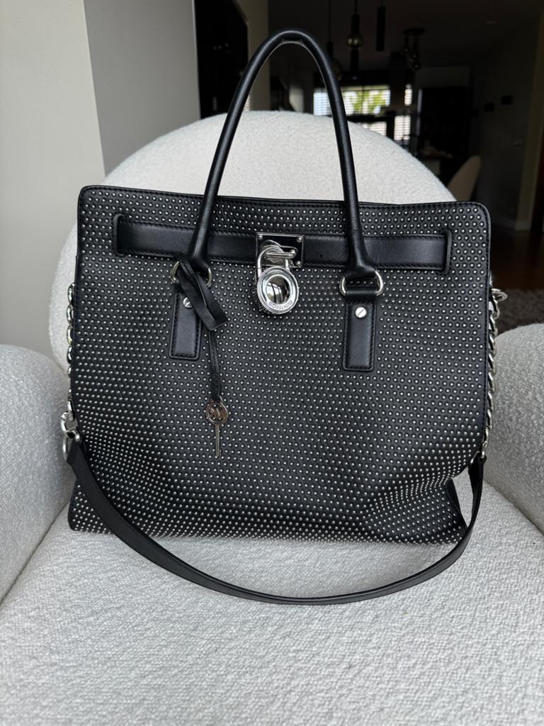 Michael Kors handtas zwart zilver – zo goed als nieuw, Ophalen of Verzenden, Zo goed als nieuw, Zwart, Handtas