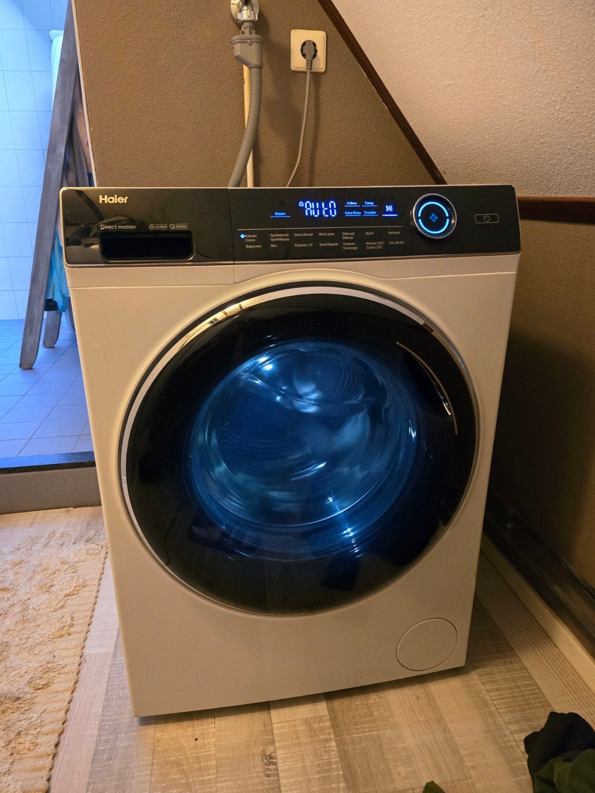 Haier Wasmachine pro series 7 - Slimme wasmache, Ophalen, 1200 tot 1600 toeren, 8 tot 10 kg, Zo goed als nieuw