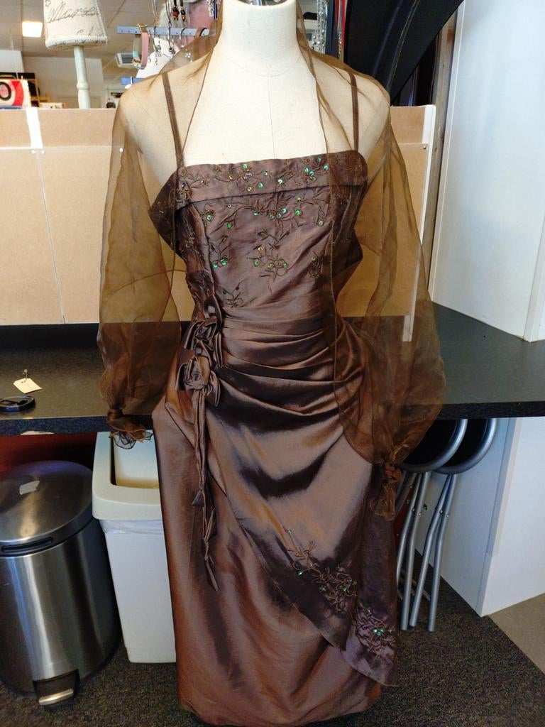 Elegante bruine cocktailjurk met stola, maat 38/40, bruin, Maat 38/40 (M), Onbekend@voorbeeld.com, Bruin, Onbekend