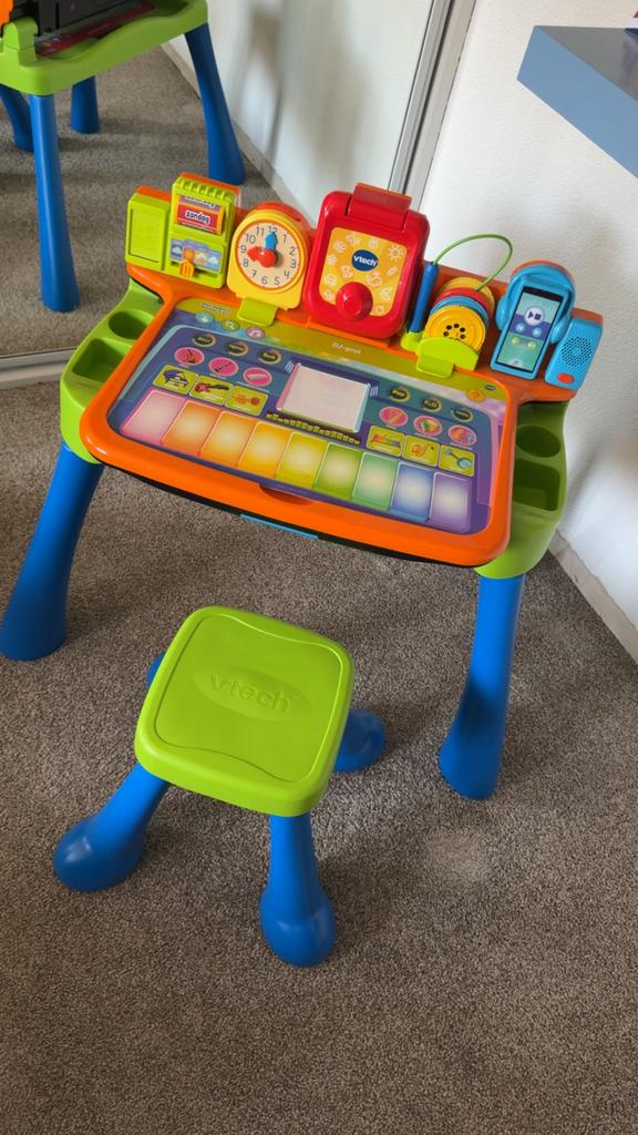 VTech Magische Bureau met stoeltje, Ophalen of Verzenden, Gebruikt, Elektronica, Met licht