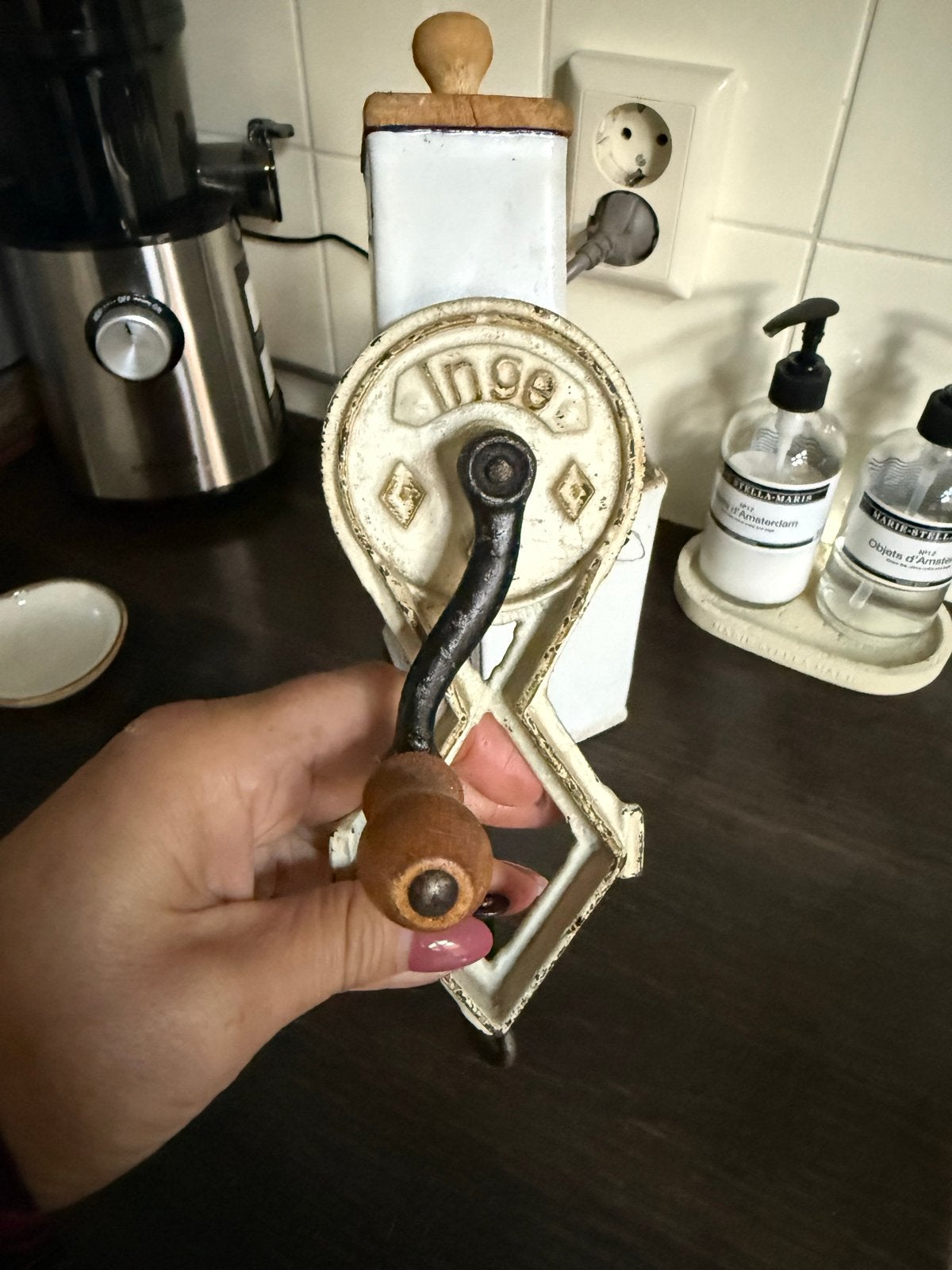 Vintage/Antieke Gietijzeren Handmolen - Inge, Ophalen of Verzenden