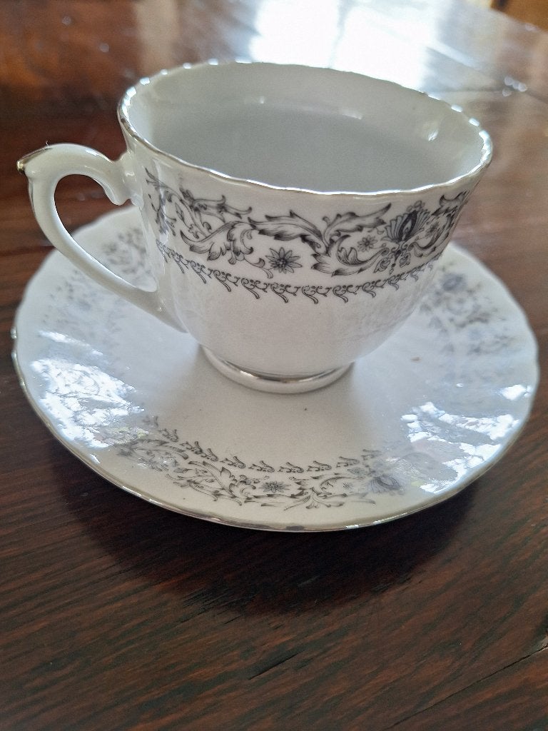 Servies porselein, Ophalen, Aziatisch, Zo goed als nieuw, Kop(pen) en/of Schotel(s)
