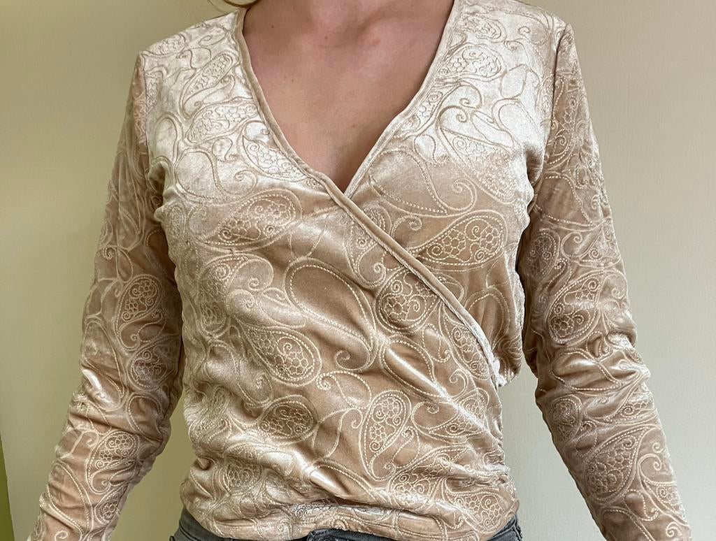 Cotton Club Wrap top creme, Kleding | Dames, Tops, Ophalen, Beige, Zo goed als nieuw, Lange mouw
