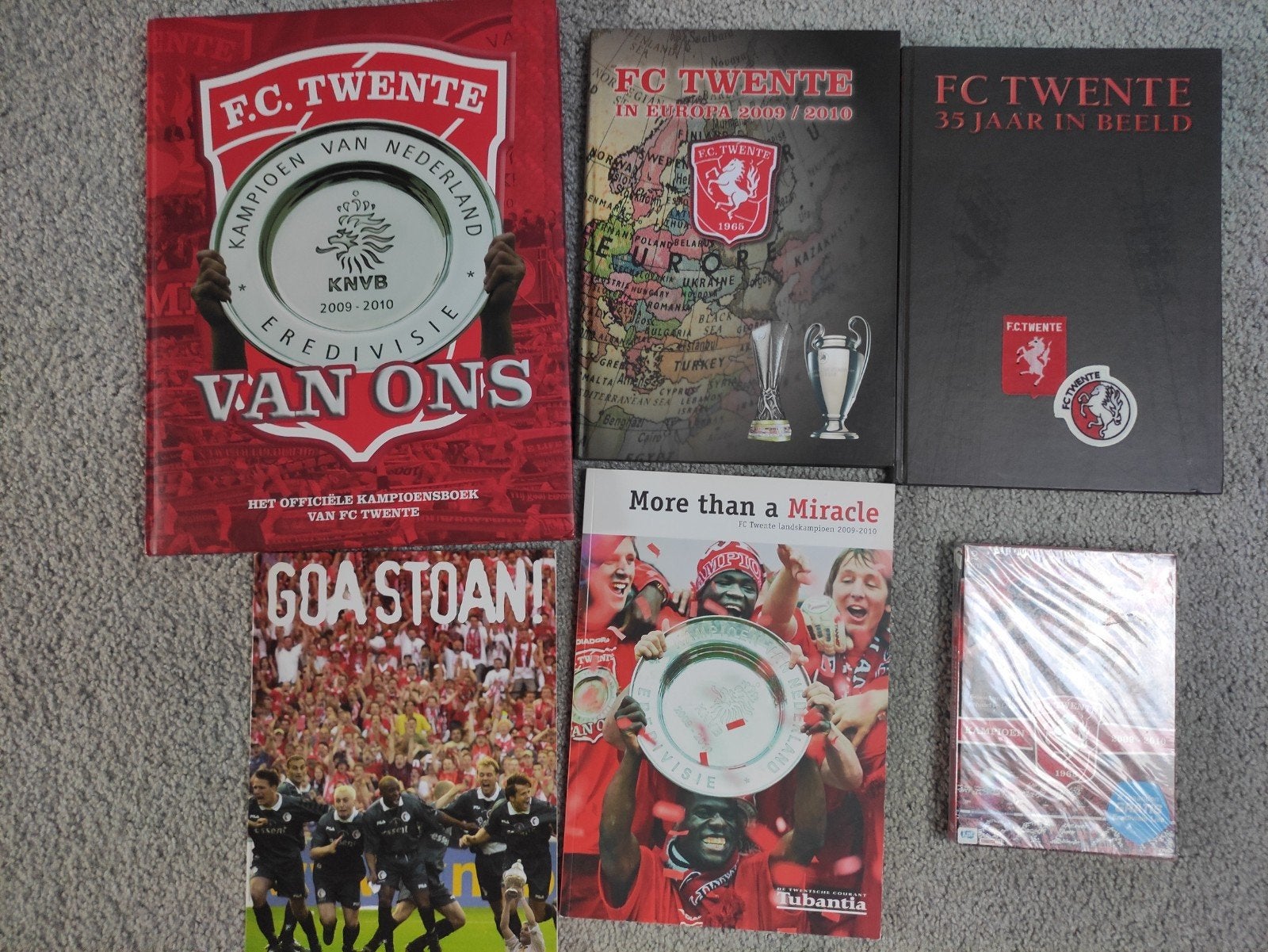 FC Twente boeken plus 2 dvds, Ophalen of Verzenden, Zo goed als nieuw, F.C. Twente, Overige typen