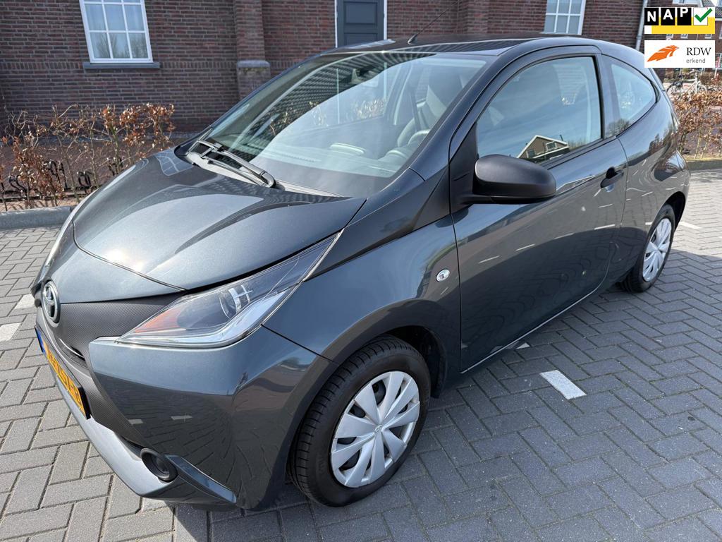 Toyota Aygo 1.0 VVT-i x-fun 3 drs-2018- NAP-AIRCO-CRUISE, Voorwielaandrijving, Stof, Gebruikt, Euro 6