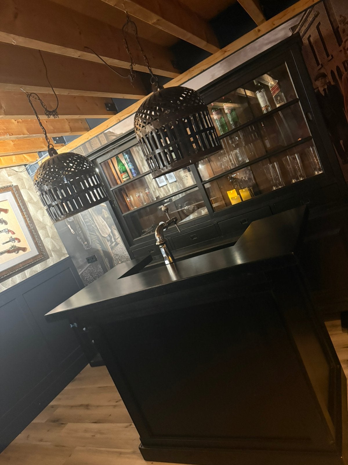Zwarte chique bar set bruin cafe mancave kroeg luifelbar, Huis en Inrichting, Ophalen of Verzenden, Zo goed als nieuw
