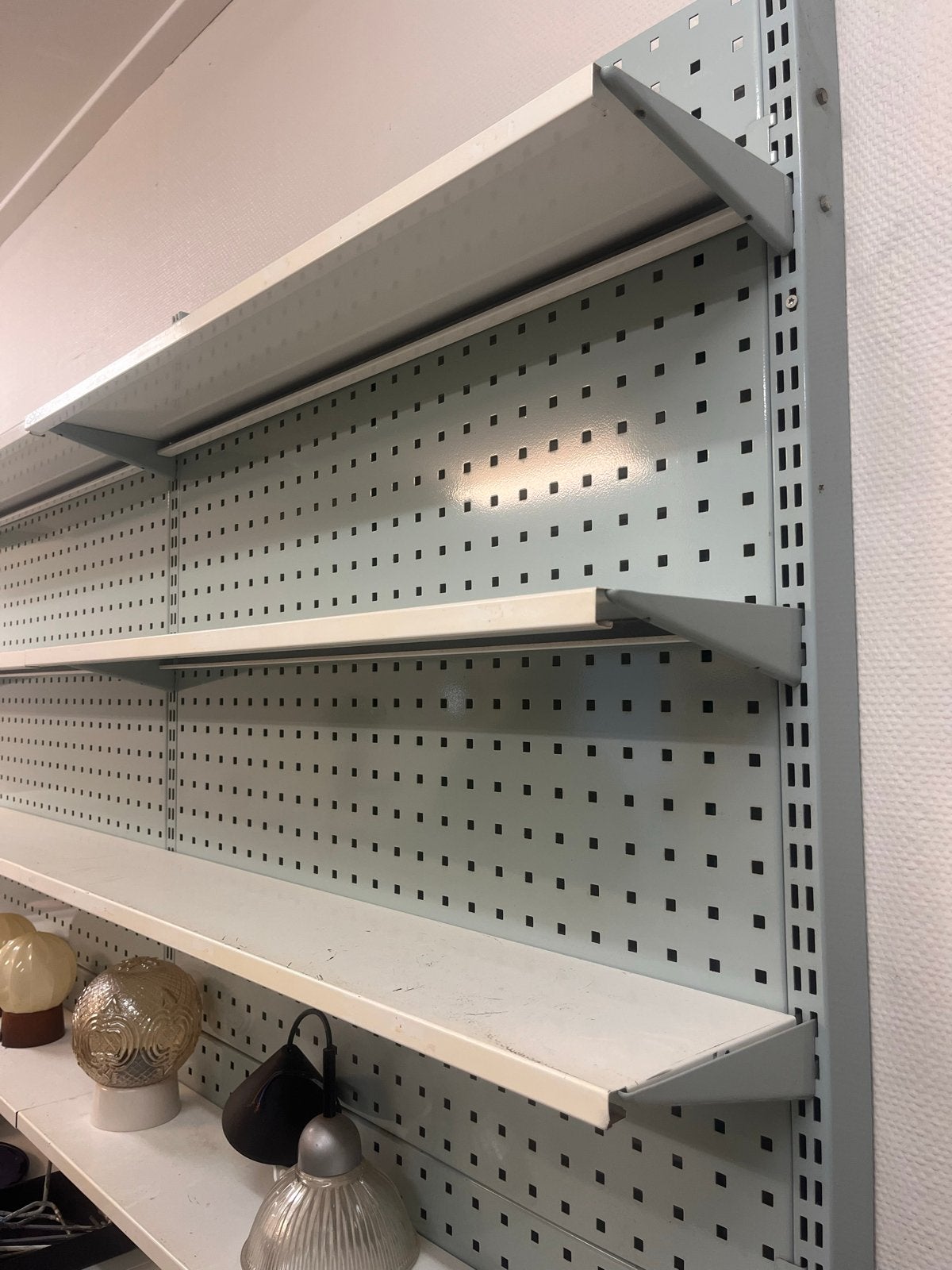 Stelling kast, Ophalen