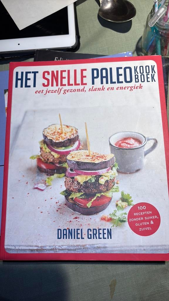 Het snelle paleo dieet kookboek door Daniel Green, Ophalen of Verzenden, Zo goed als nieuw, Italië