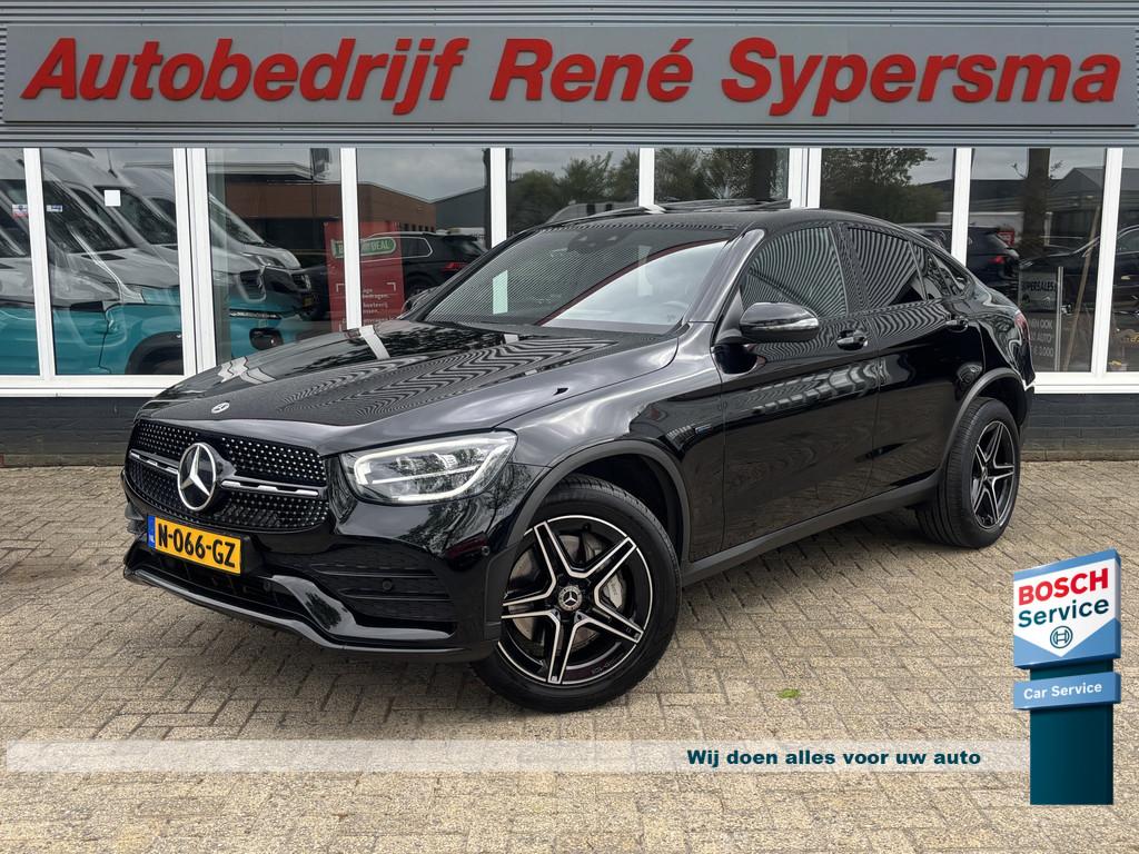 Mercedes-Benz GLC Coupé 300e 4MATIC Premium Plus | AMG Pakk, Auto's, Automaat, Gebruikt, 4 cilinders, 2000 kg