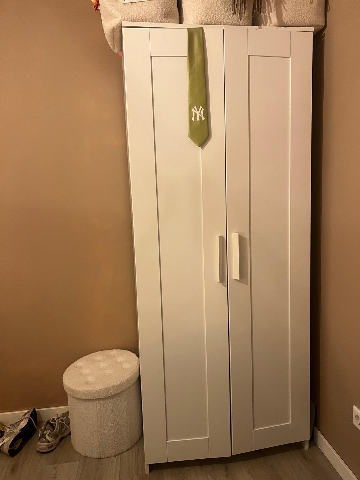 Witte kledingkast met hang- en legruimte, Ophalen, Met plank(en), Gebruikt, 50 tot 100 cm