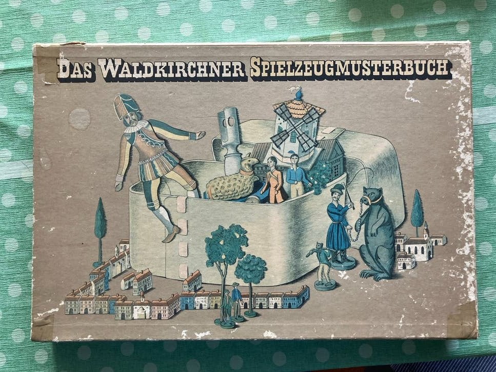 Das Waldkirchner Spielzeugmusterbuch - Historisch speelgoed, Ophalen of Verzenden