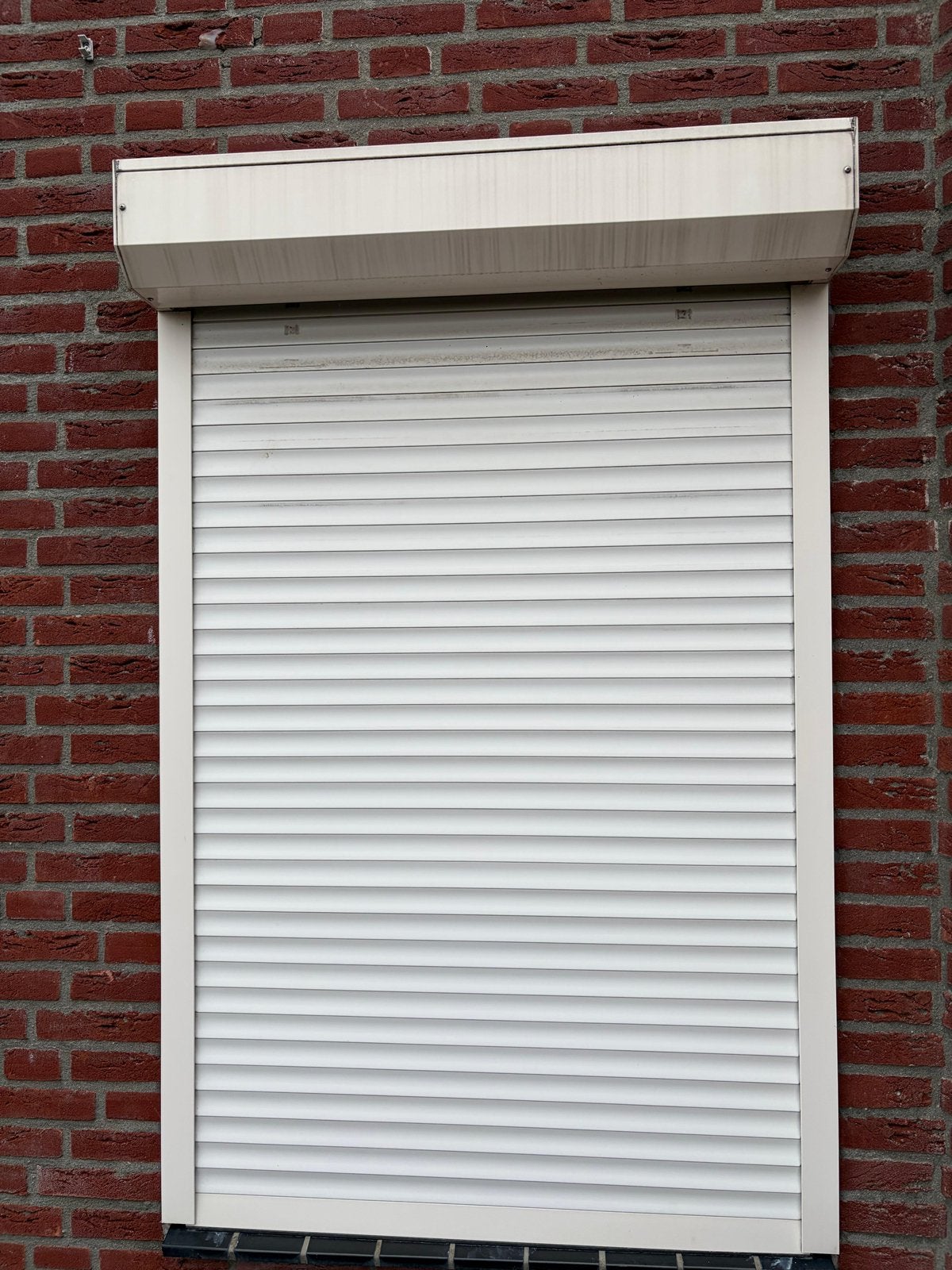 Rolluik gebroken wit, Doe-het-zelf en Verbouw, Rolluiken, Ophalen, Minder dan 100 cm, Zo goed als nieuw, Wit