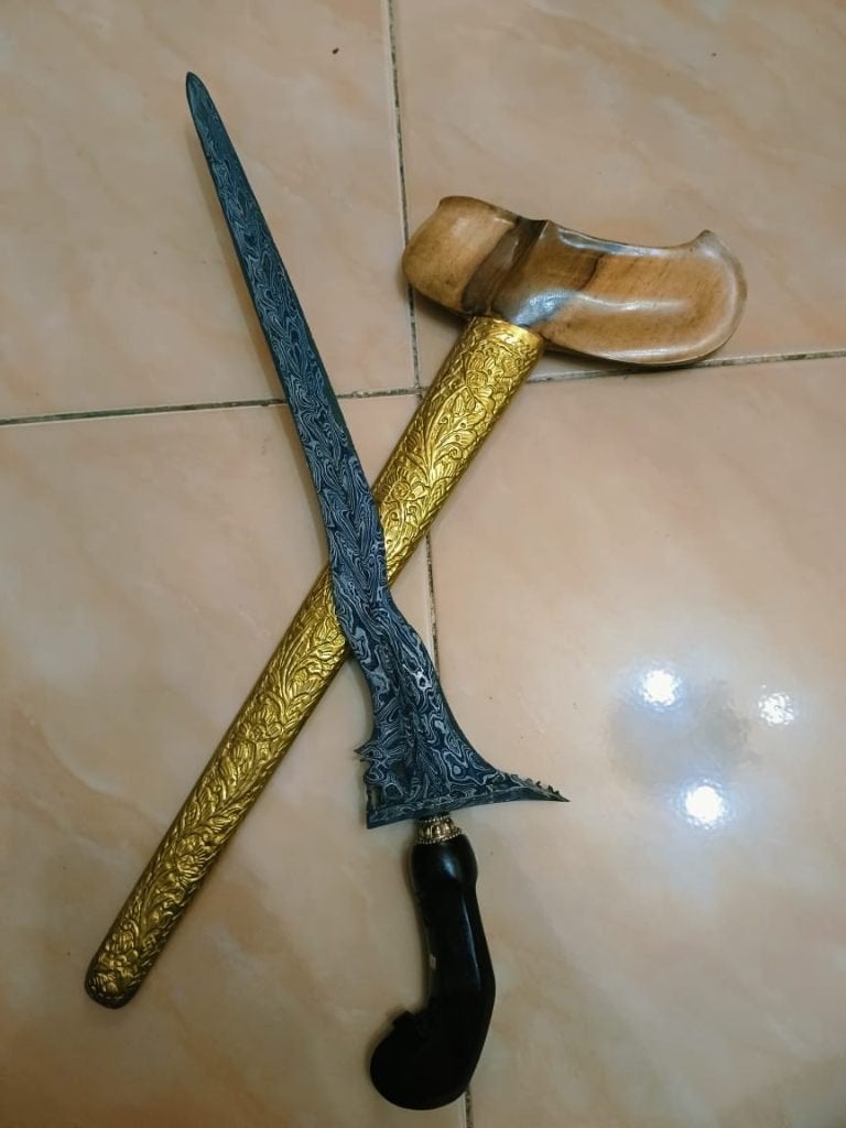 Antieke Keris Singo Barong 3 Luk Pamor Lar Gangsir SVB46, Wapen, Verzenden, Overige materialen, Indonesië