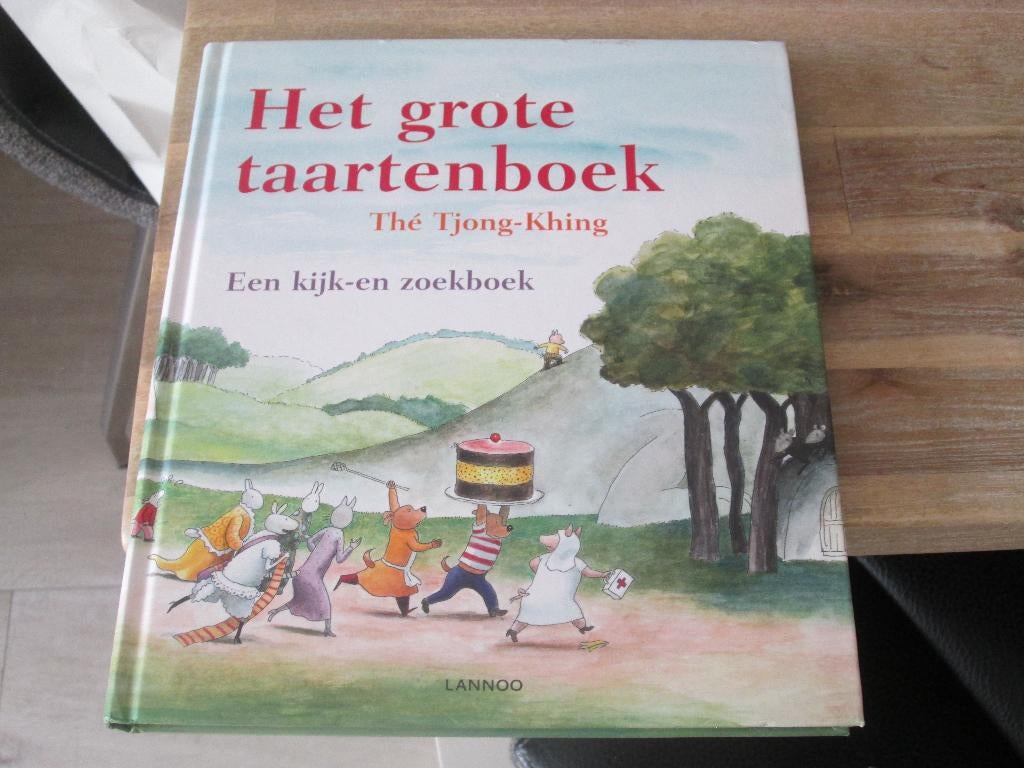 het grote taartenboek Thé Tjong - Khing, Ophalen of Verzenden, Zo goed als nieuw, Fictie algemeen