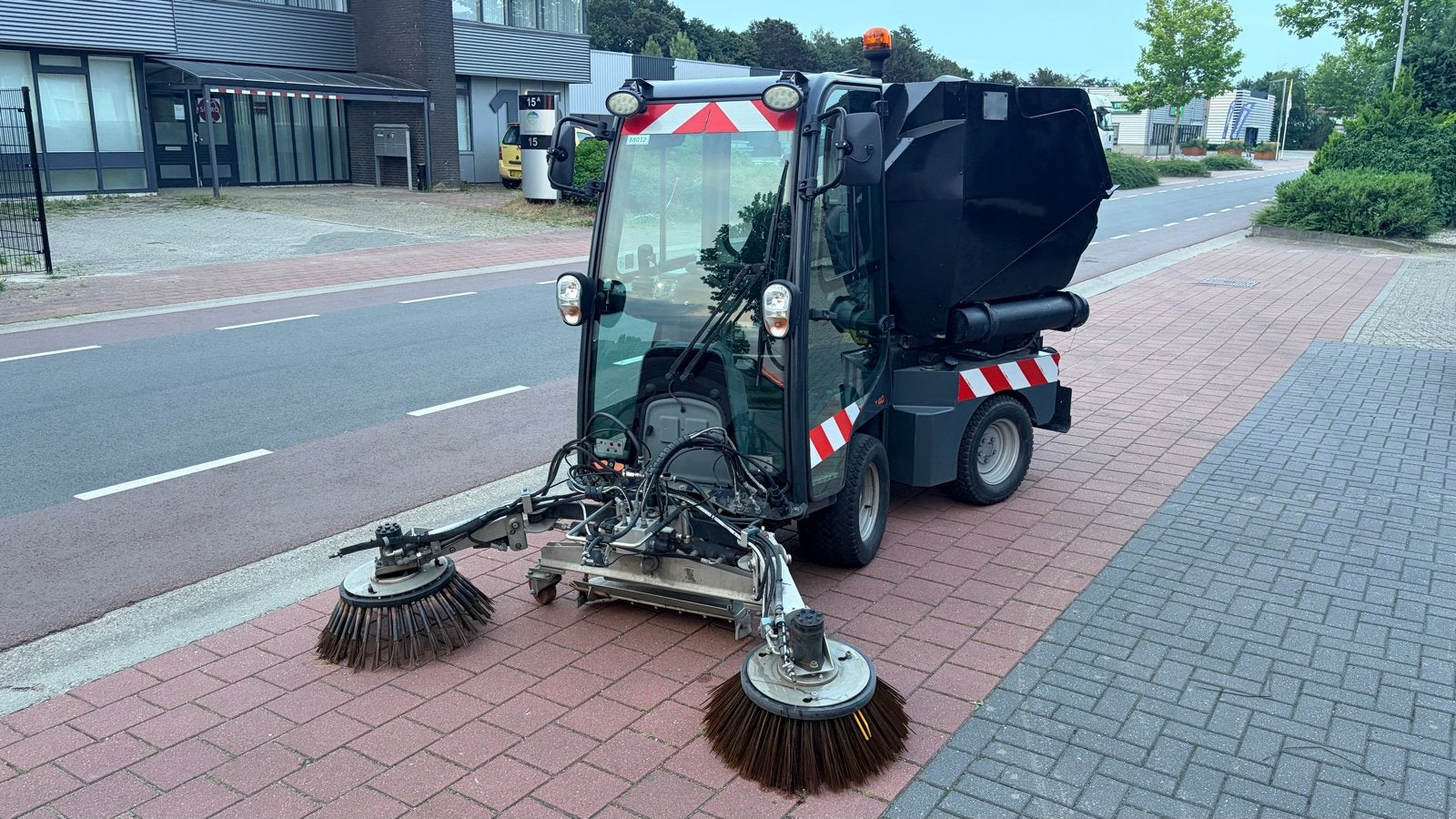 Holder X40 Veegmachine 2017 Nette Staat 585 veeg uren!