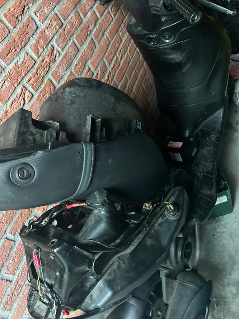 Zip inonderdelen, Ophalen of Verzenden, Zo goed als nieuw, Benzine, Zip