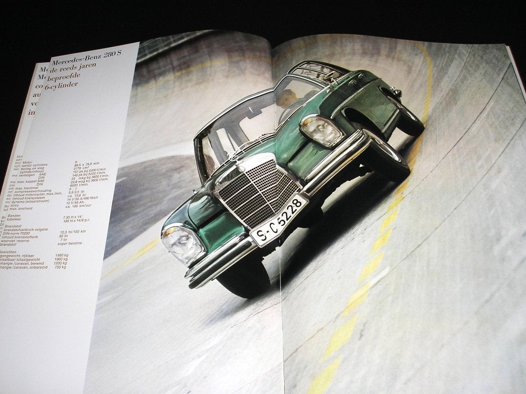 Mercedes-Benz personenwagenprogramma ca. 1970, Ophalen of Verzenden, Zo goed als nieuw, Mercedes