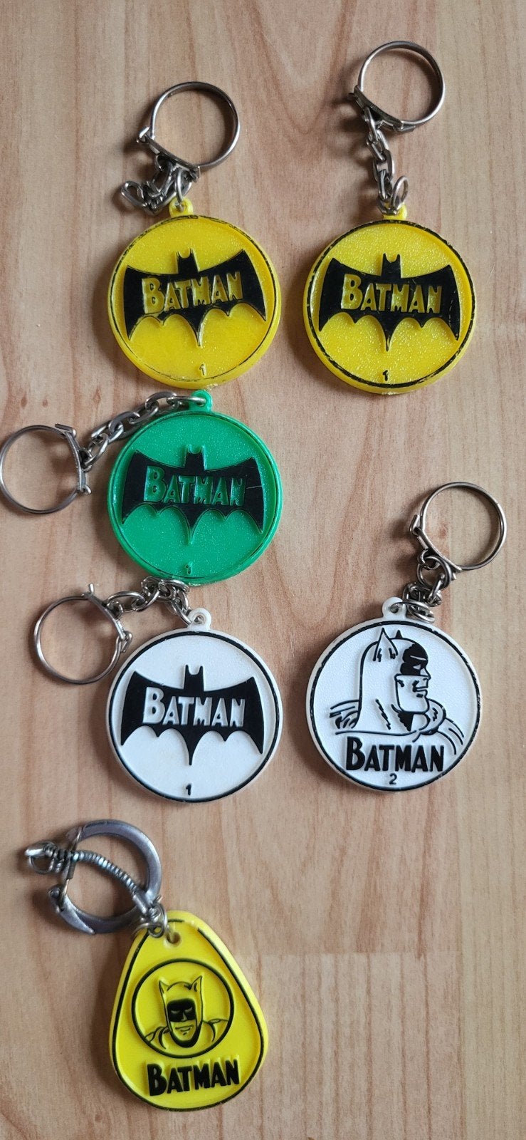 Honig Batman-sleutelhangers uit 1966, Verzamelen, Verzenden