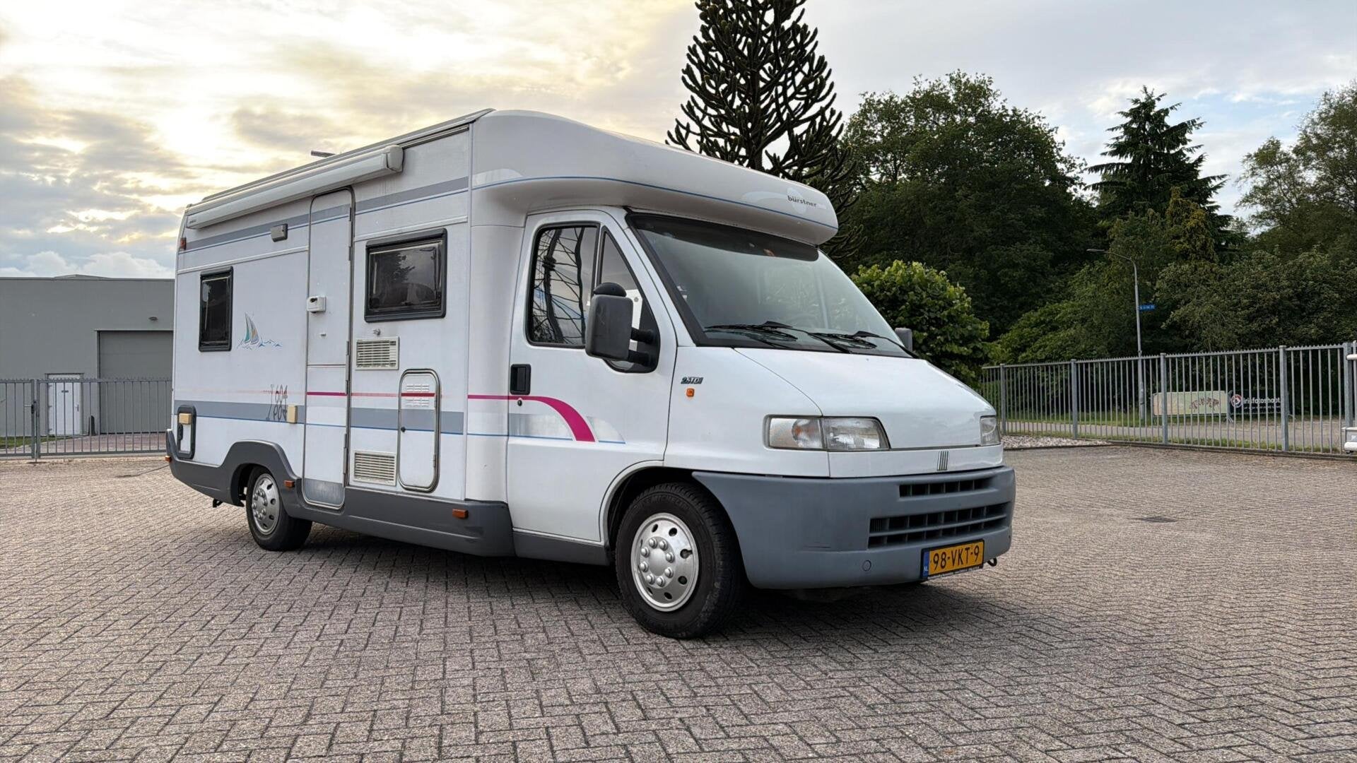 Caravans And Camping Fiat