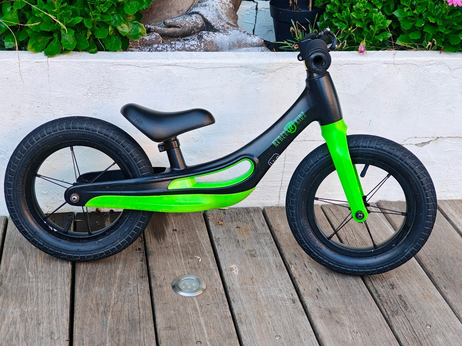 Rebel Kidz Loopfiets (2-4 jaar) nieuwe handgrepen, Ophalen, Zijwieltjes, Gebruikt, Rebel Kidz