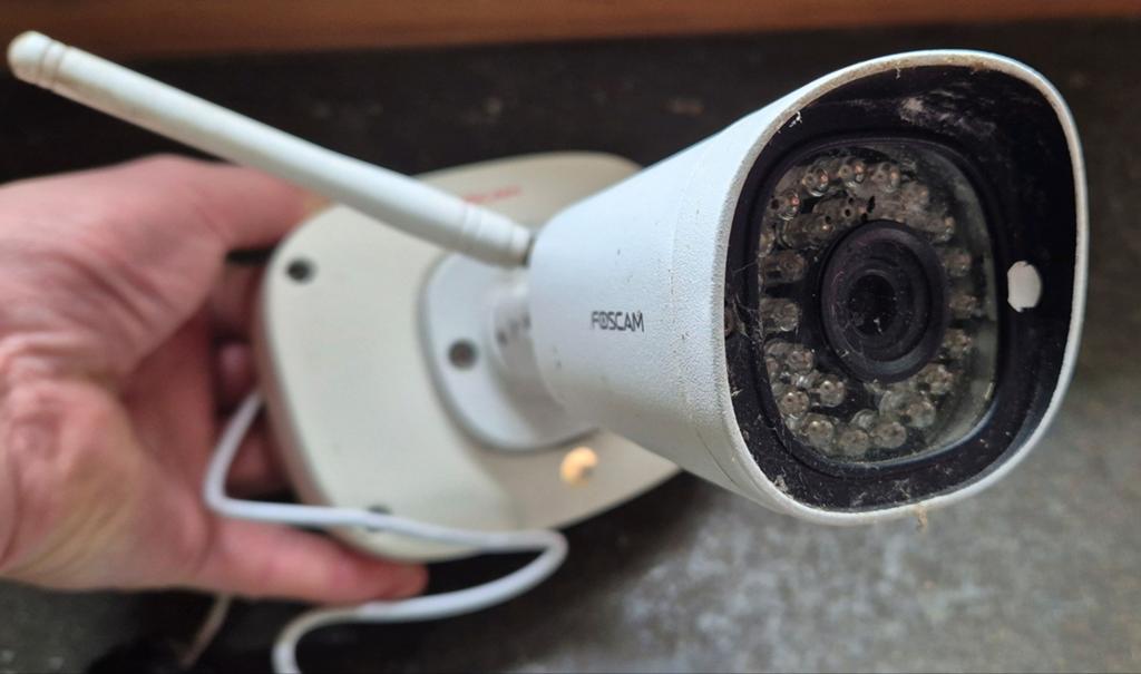 Foscam FN3109H NVR met 3 buitencamera's op wifi en HDD, Ophalen of Verzenden, Gebruikt, Buitencamera