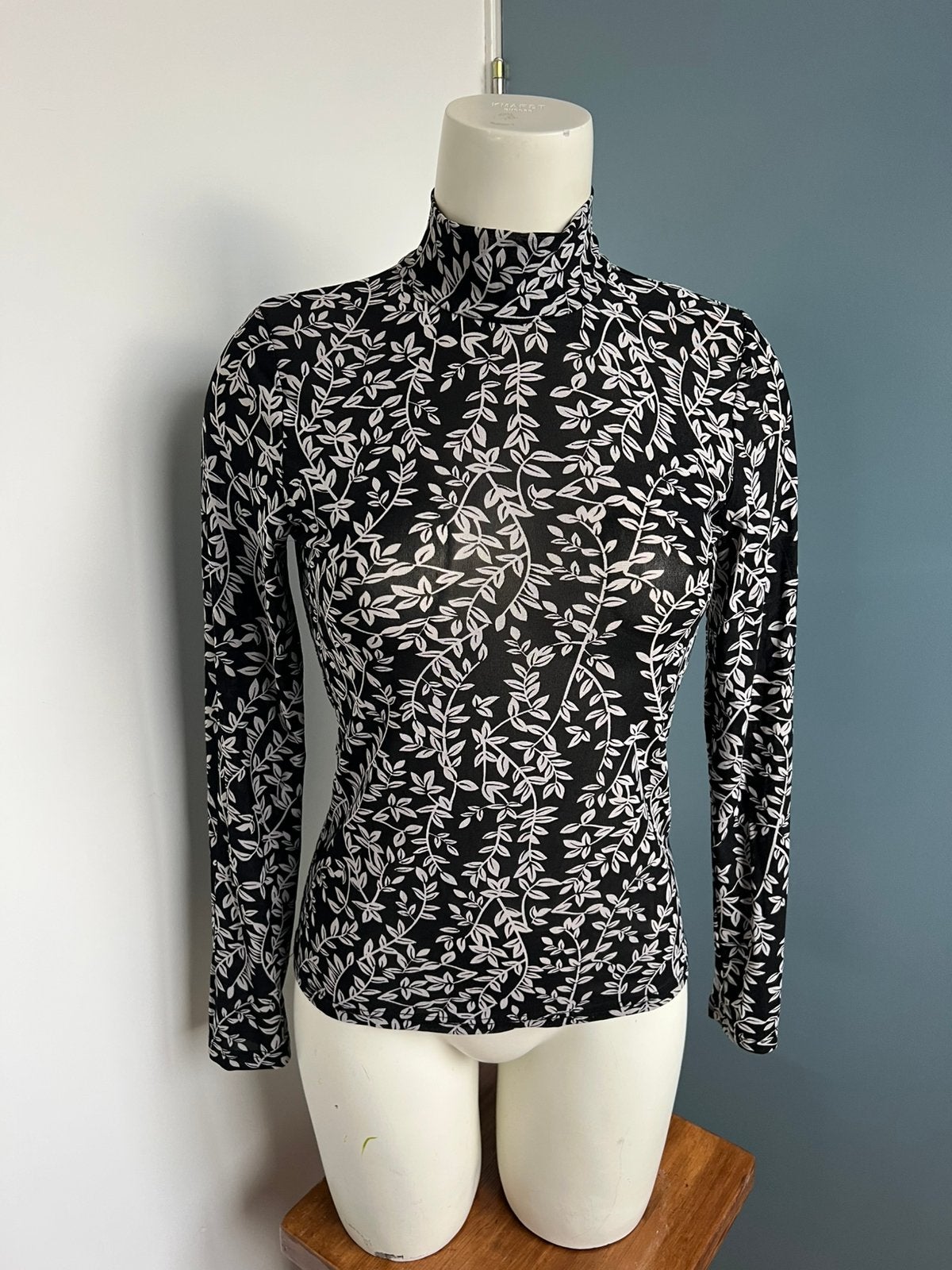 Lofty manner zwart grijs doorschijnend coltrui truitje m, Kleding | Dames, Maat 38/40 (M), Ophalen of Verzenden, Zo goed als nieuw