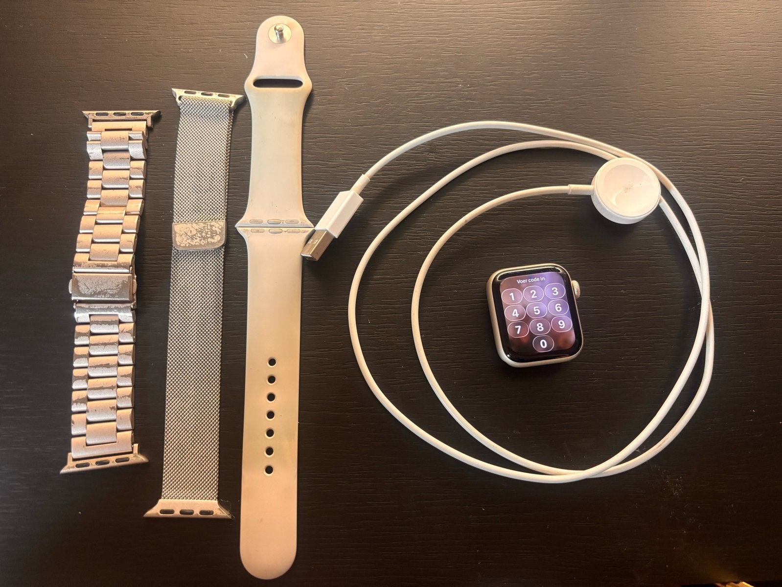 Apple Watch SE (76% batterij) met 3 bandjes en oplader, Ophalen, Gebruikt, IOS