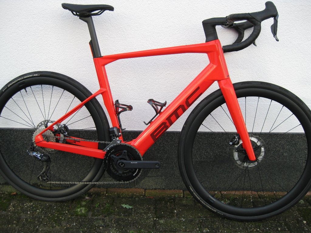 BMC Roadmachine 01 AMP TWO, Zo goed als nieuw, 50 km per accu of meer, 55 tot 59 cm, Ophalen