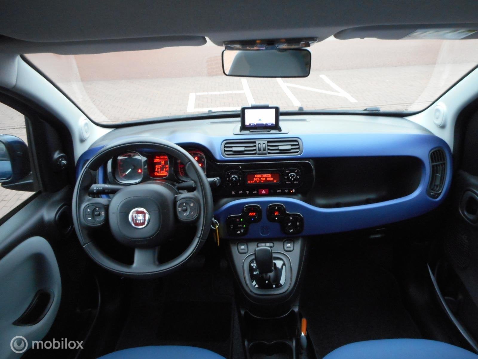 Fiat Panda TwinAir Turbo 80 Lounge AUTOMAAT+METALLIC LAK, Auto's, Fiat, Euro 6, Panda, Origineel Nederlands, Bedrijf