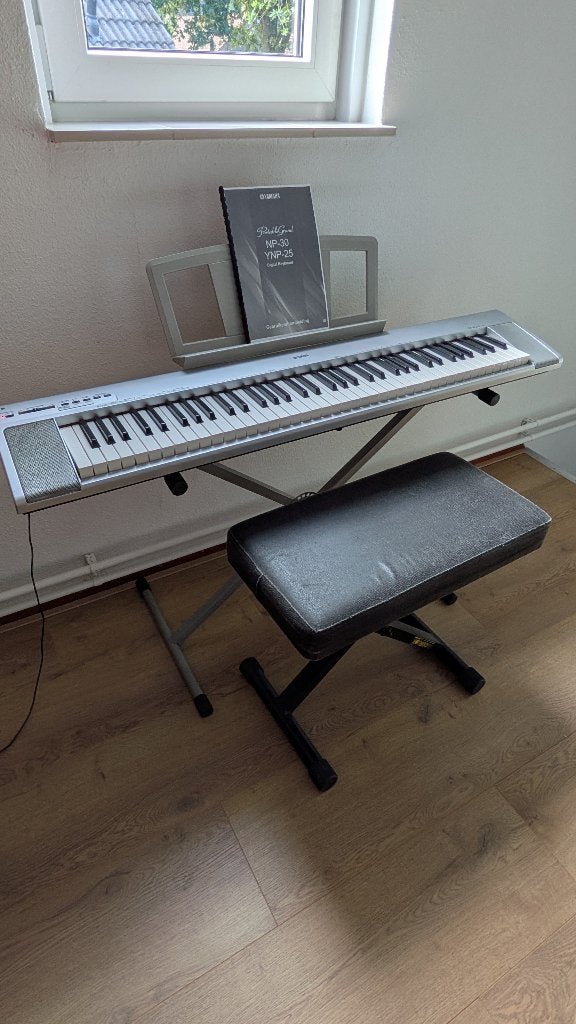 Yamaha Piaggero NP-30 digitale E-piano 76 toetsen Set, Ophalen, Yamaha, Zo goed als nieuw, Midi-aansluiting