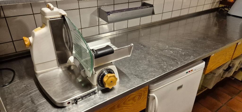 Berkel 836 snijmachine, Ophalen, Gebruikt, Metaal, Snijmachine
