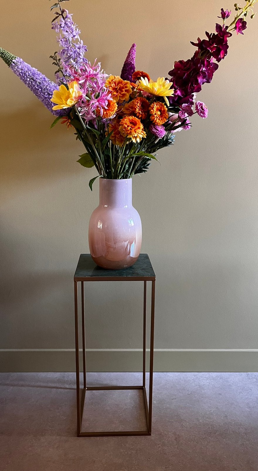 Plantenstandaard met Marmeren Blad - 25.5 x 25.5 x 58 cm, Ophalen, Overige materialen, Minder dan 55 cm, Vierkant