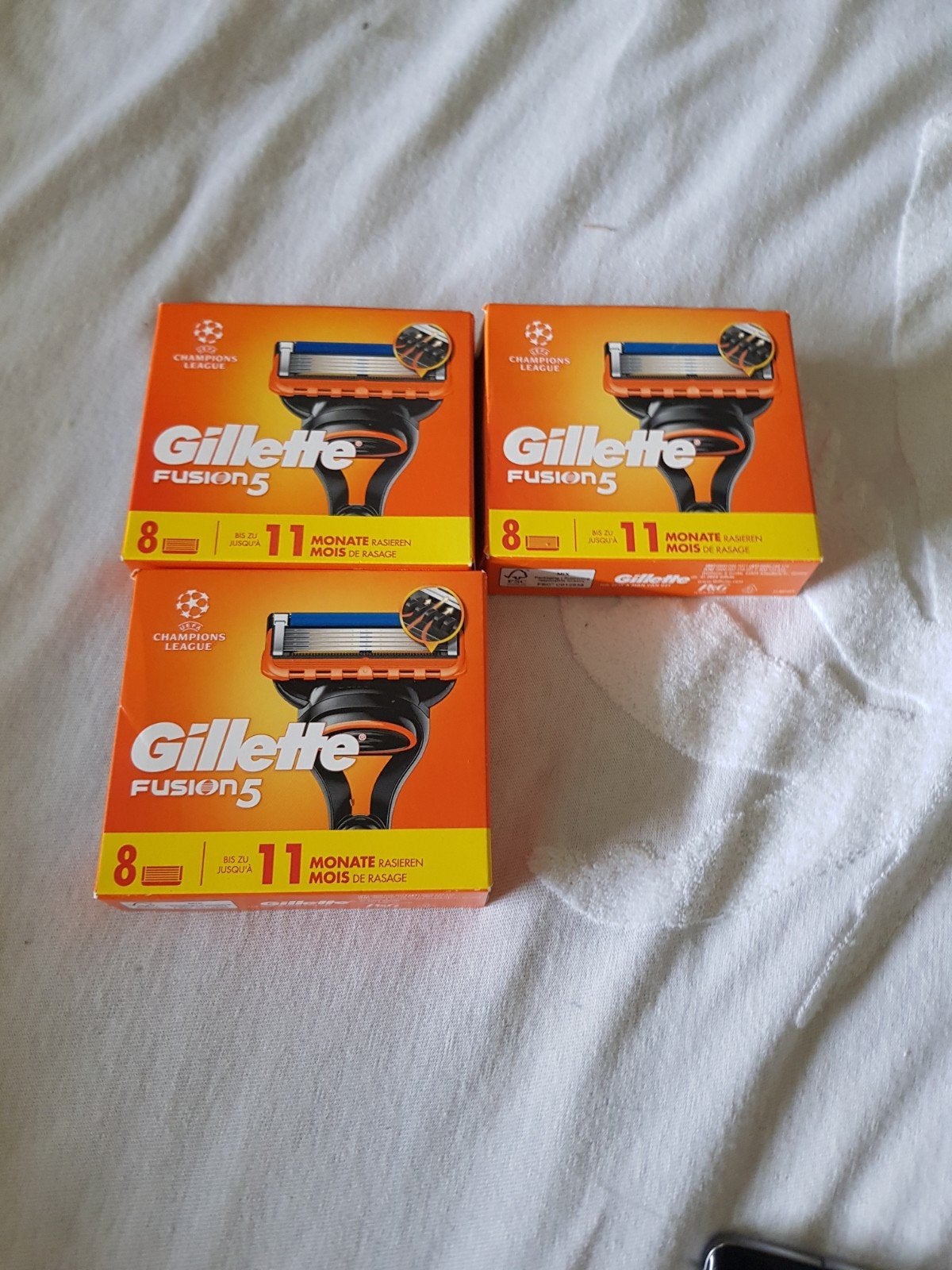 3 pakken gilette  fushion  totaal 24 mesjes, Ophalen, Nieuw, Ogen