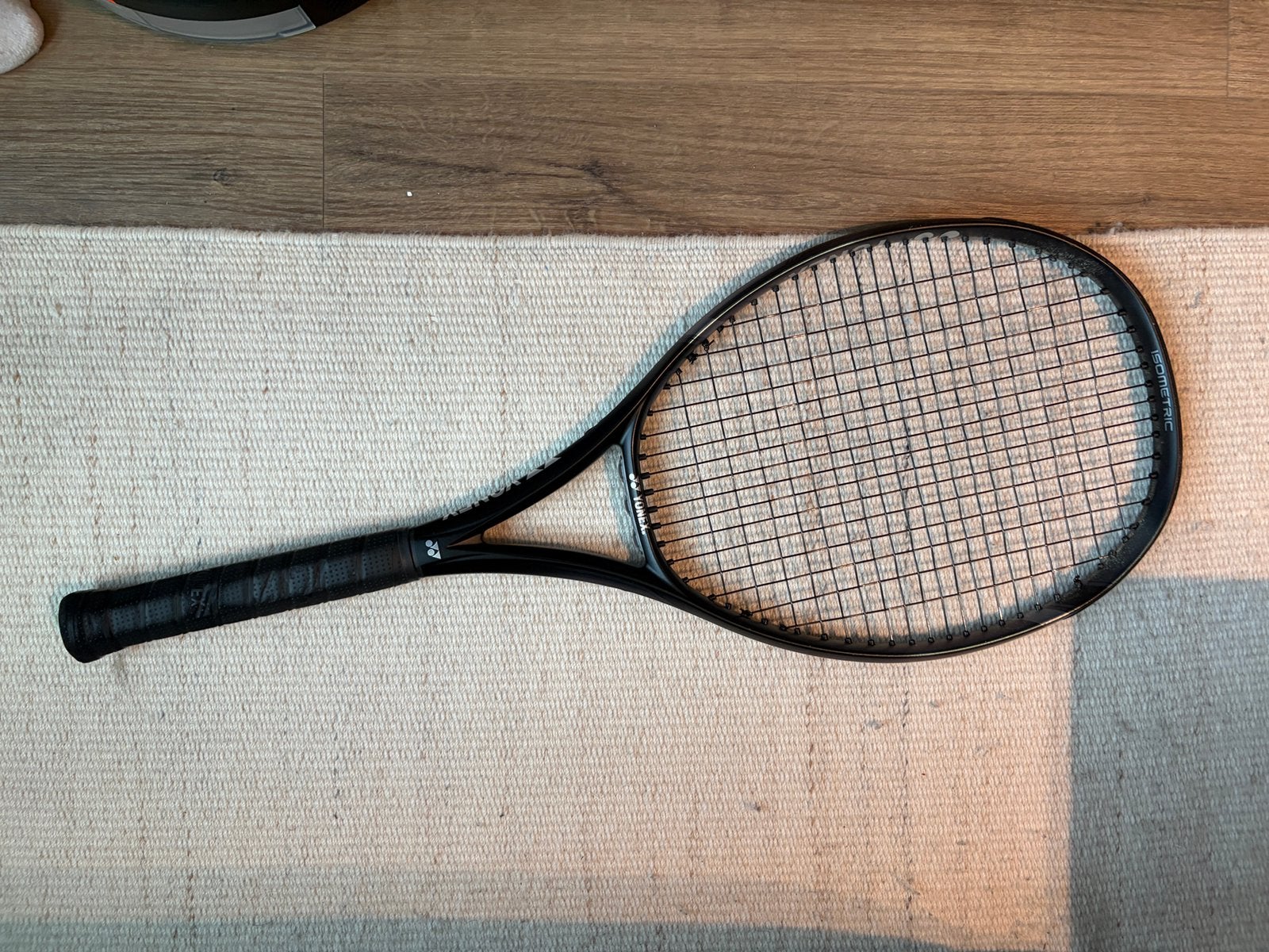 Yonex EZONE 100 Aqua Night Black 2024 - 300g tennis racket, Overige merken, Ophalen of Verzenden, Zo goed als nieuw, Racket
