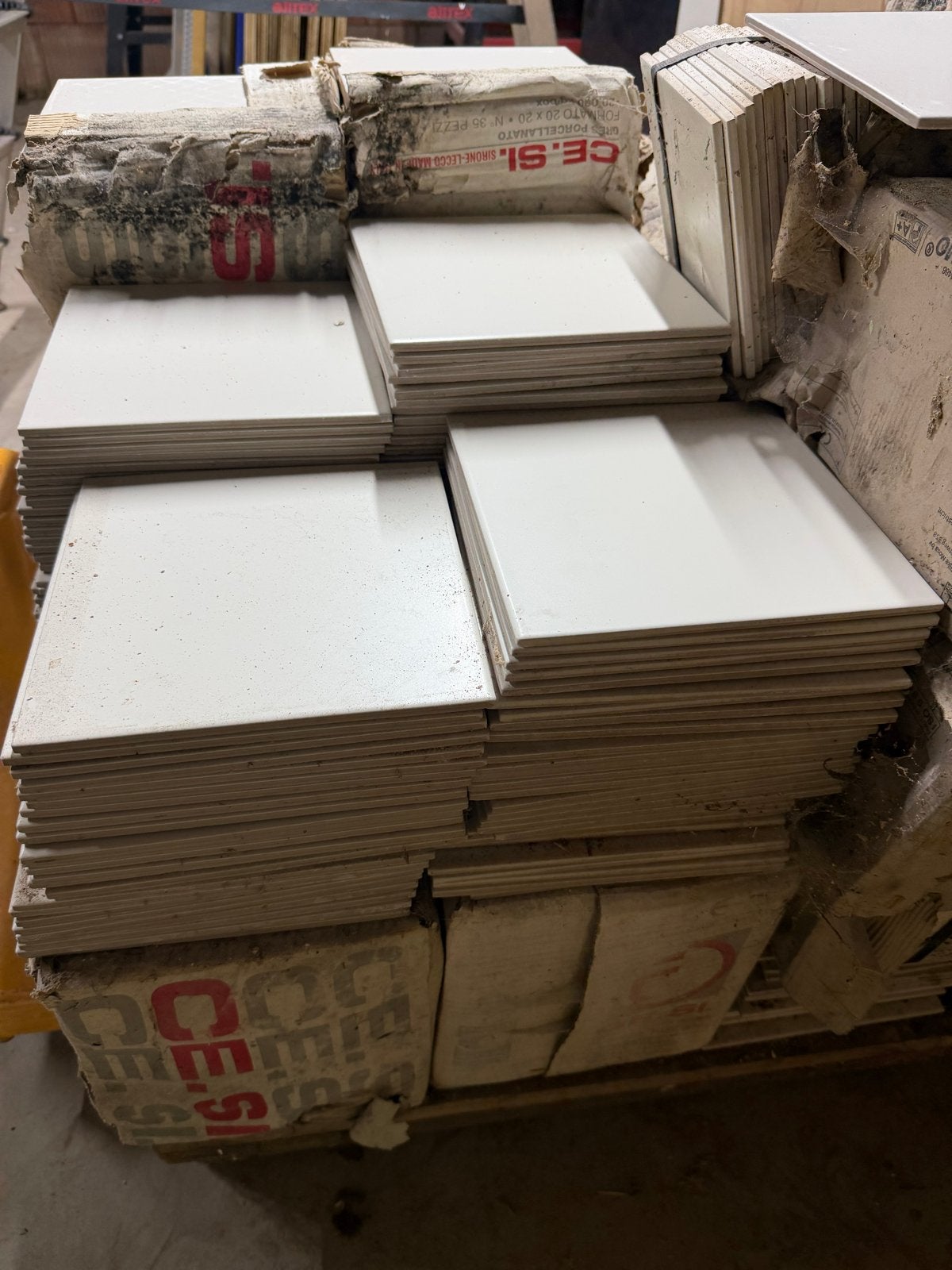 Witte Cesi tegels 20x20 cm - Ongeveer 8 pakken, Ophalen, Nieuw, 20 tot 40 cm, 10 m² of meer