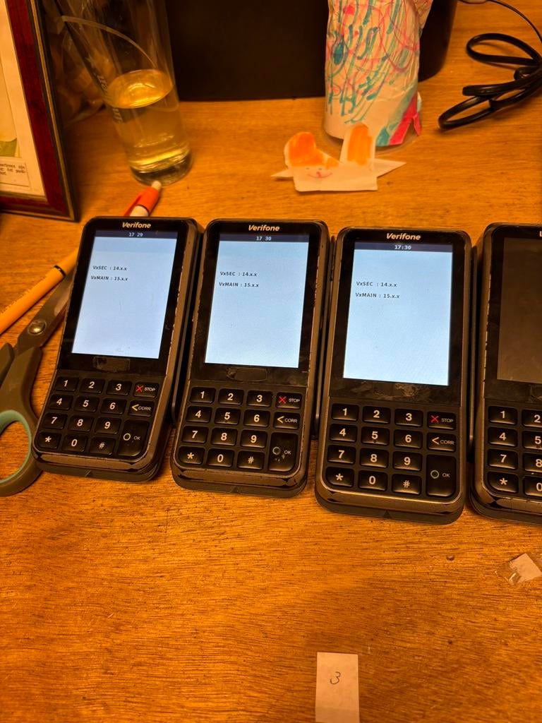 5x verifone v400ml, Telecommunicatie, Pda's, Zo goed als nieuw, Ophalen of Verzenden