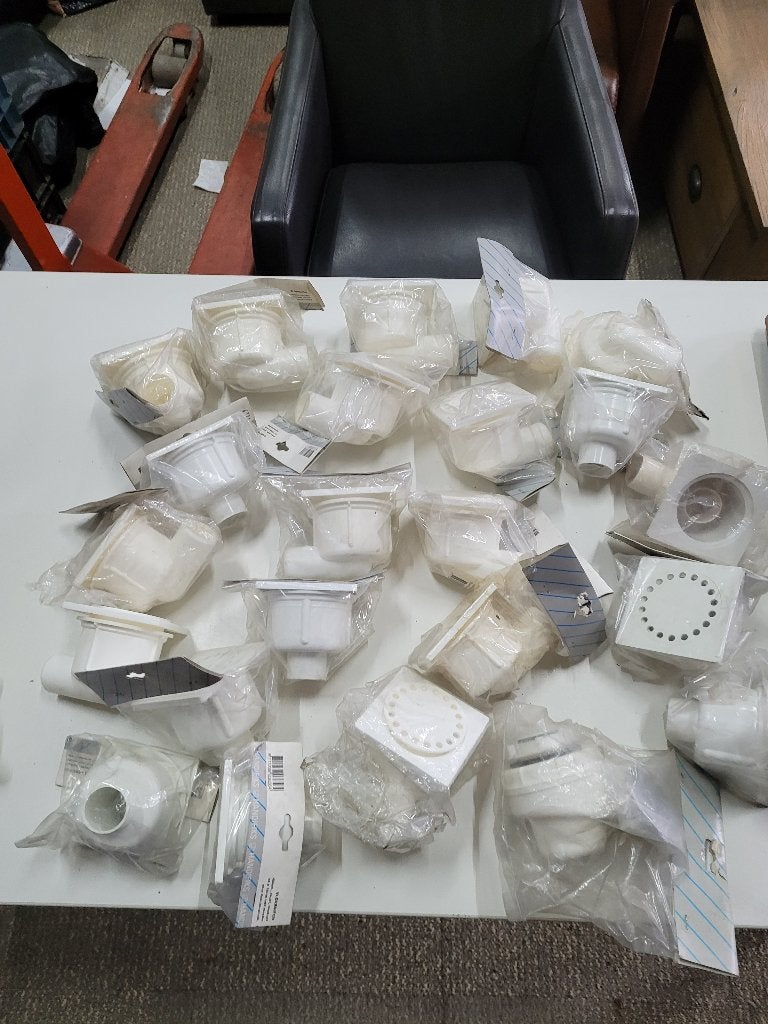 25 stuks nieuwe douche putjes wit, Ophalen of Verzenden, Nieuw, Douche