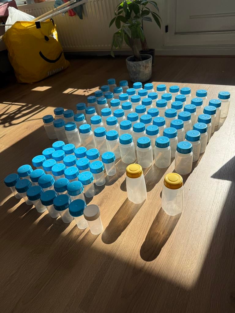 Kolfflesjes meer dan 100, Kinderen en Baby's, Babyvoeding en Toebehoren, Ophalen of Verzenden, Zo goed als nieuw, Borstkolf