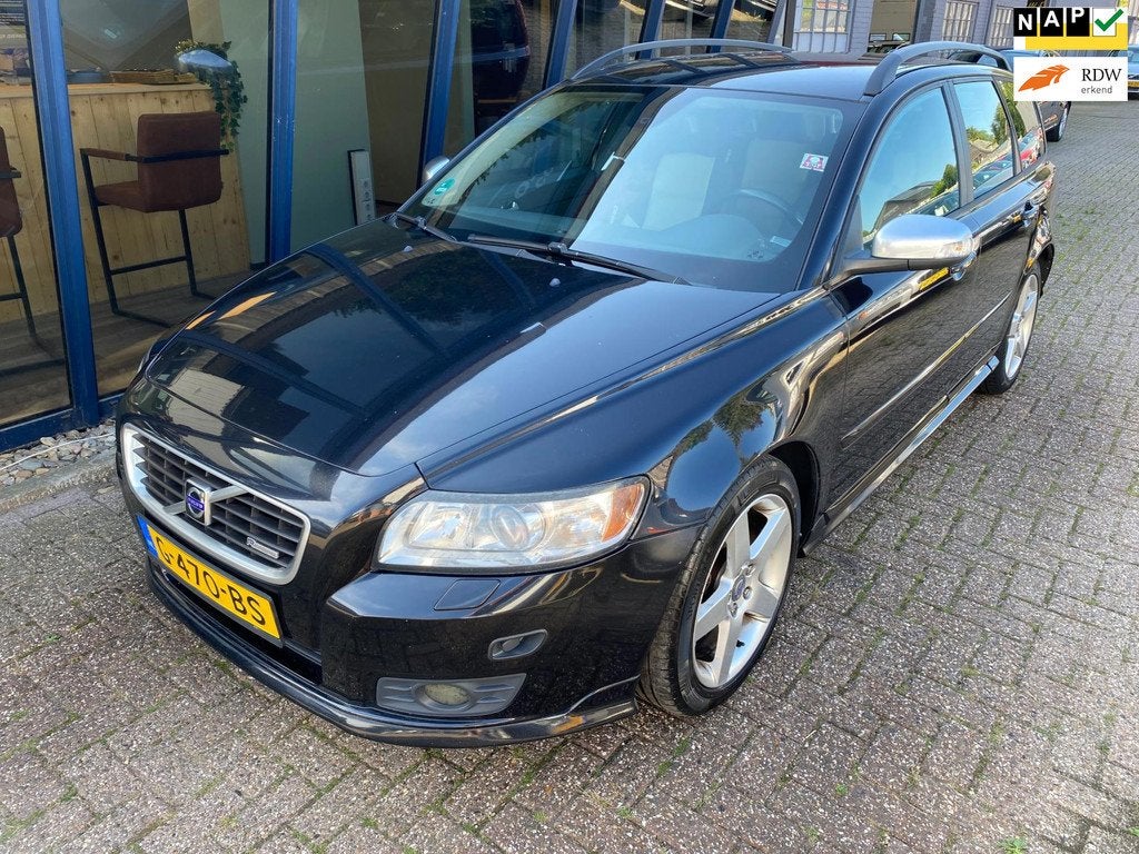 Volvo V50 1.8 R-Design Youngtimer, Auto's, Volvo, Voorwielaandrijving, 125 pk, Gebruikt, Zwart