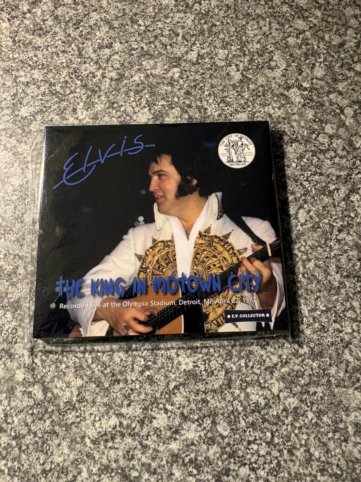 Elvis Presley The King in Motown City (Live 1977), Pop, Speciale editie, Ophalen of Verzenden, Live-album