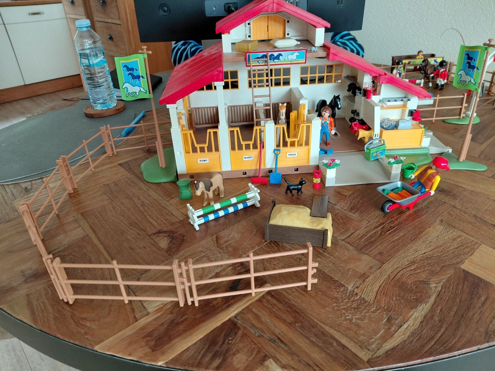 Playmobil Manege met extra set en handleiding, Ophalen, Gebruikt, Gebouw, Complete set