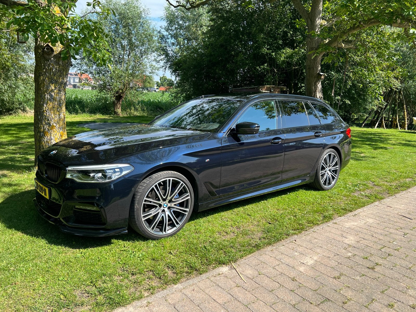 BMW 5-Serie 530i M pakket Zwart,Pano,Trekhaak,head-up enz, Auto's, BMW, 1998 cc, Achterwielaandrijving, Zwart, 4 cilinders
