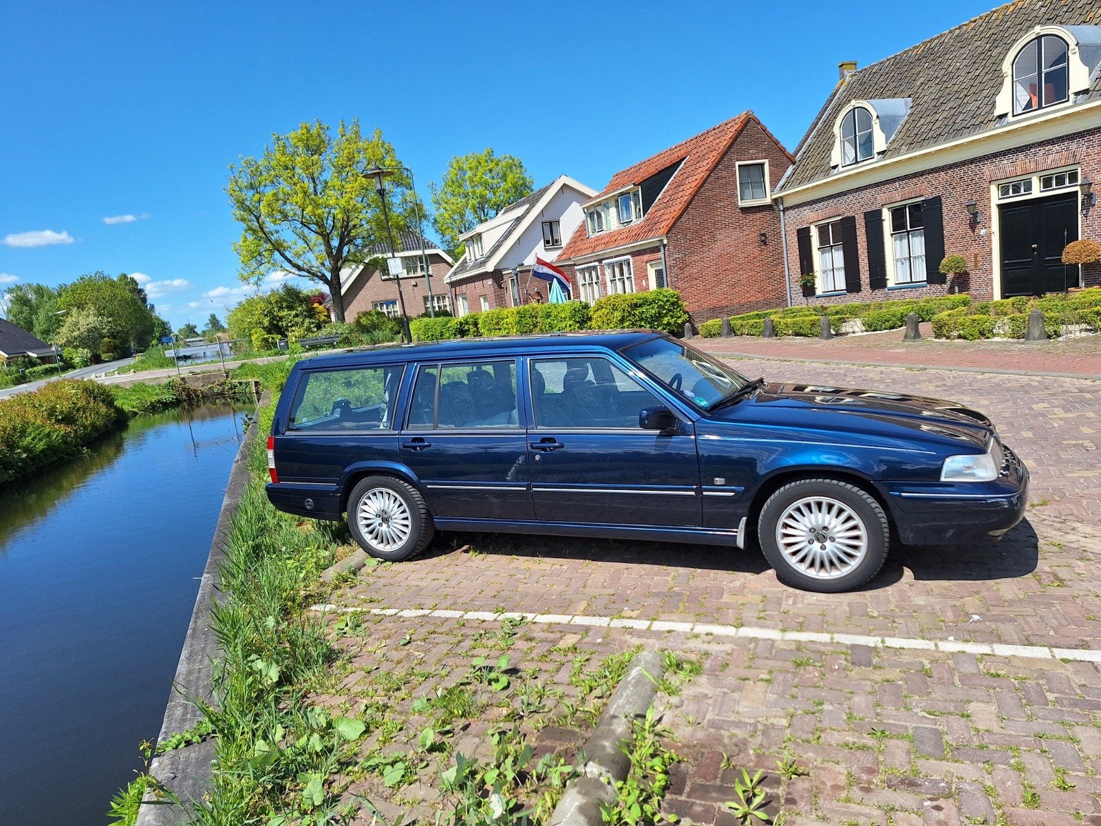 Volvo V90 Estate 1997 LPG & 3de zitbankje - liefhebbersauto, Achterwielaandrijving, Zwart, Blauw, 2922 cc