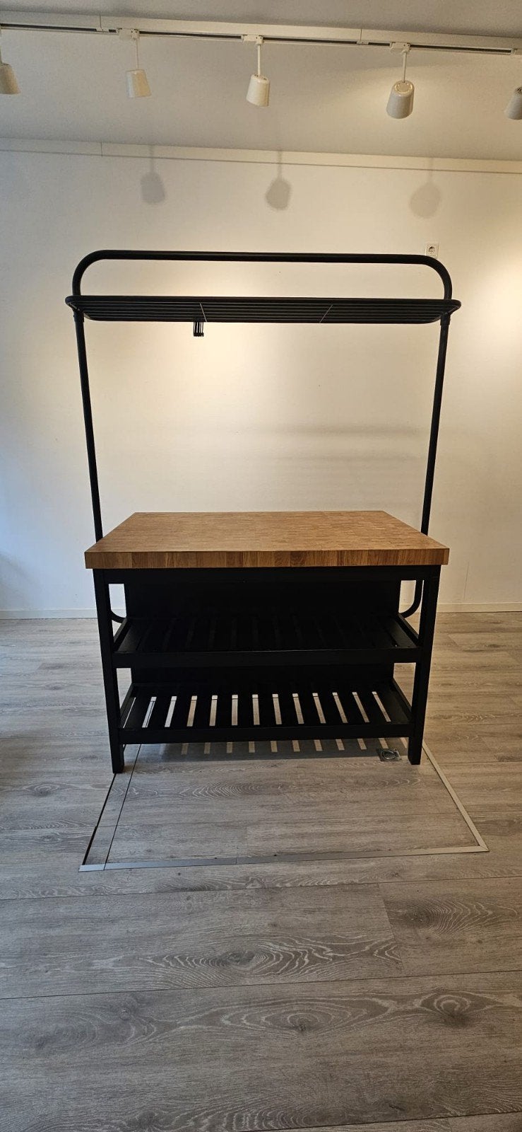 Vrijstaand keukeneiland van Ikea, Huis en Inrichting, Keuken | Keukenelementen, Ophalen, 100 tot 150 cm, 75 cm of meer, Zwart