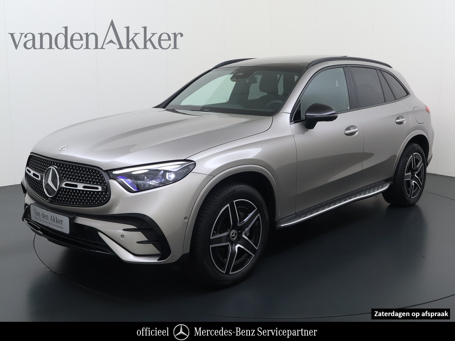 Mercedes-Benz GLC 300e AMG // Panoramadak // Trekhaak // Ach, Automaat, 12 maanden, Gebruikt, Plug-in hybride