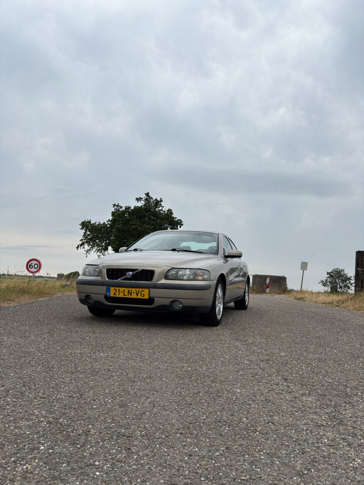 Volvo S60 2.4 140PK 2003 Beige, Auto's, Volvo, Particulier, S60, ABS, Airbags, Airconditioning, Alarm, Android Auto, Apple Carplay