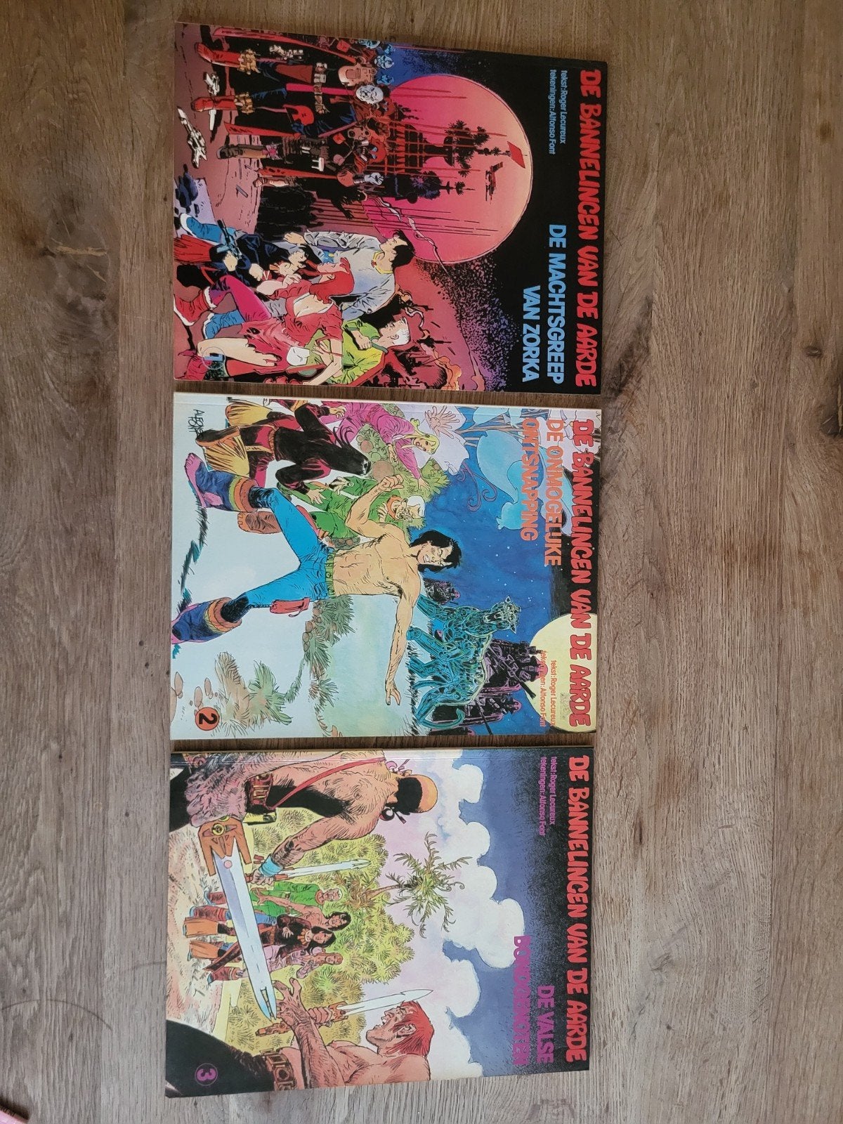 De Bannelingen van de Aarde - Softcovers (3 delen), Ophalen of Verzenden