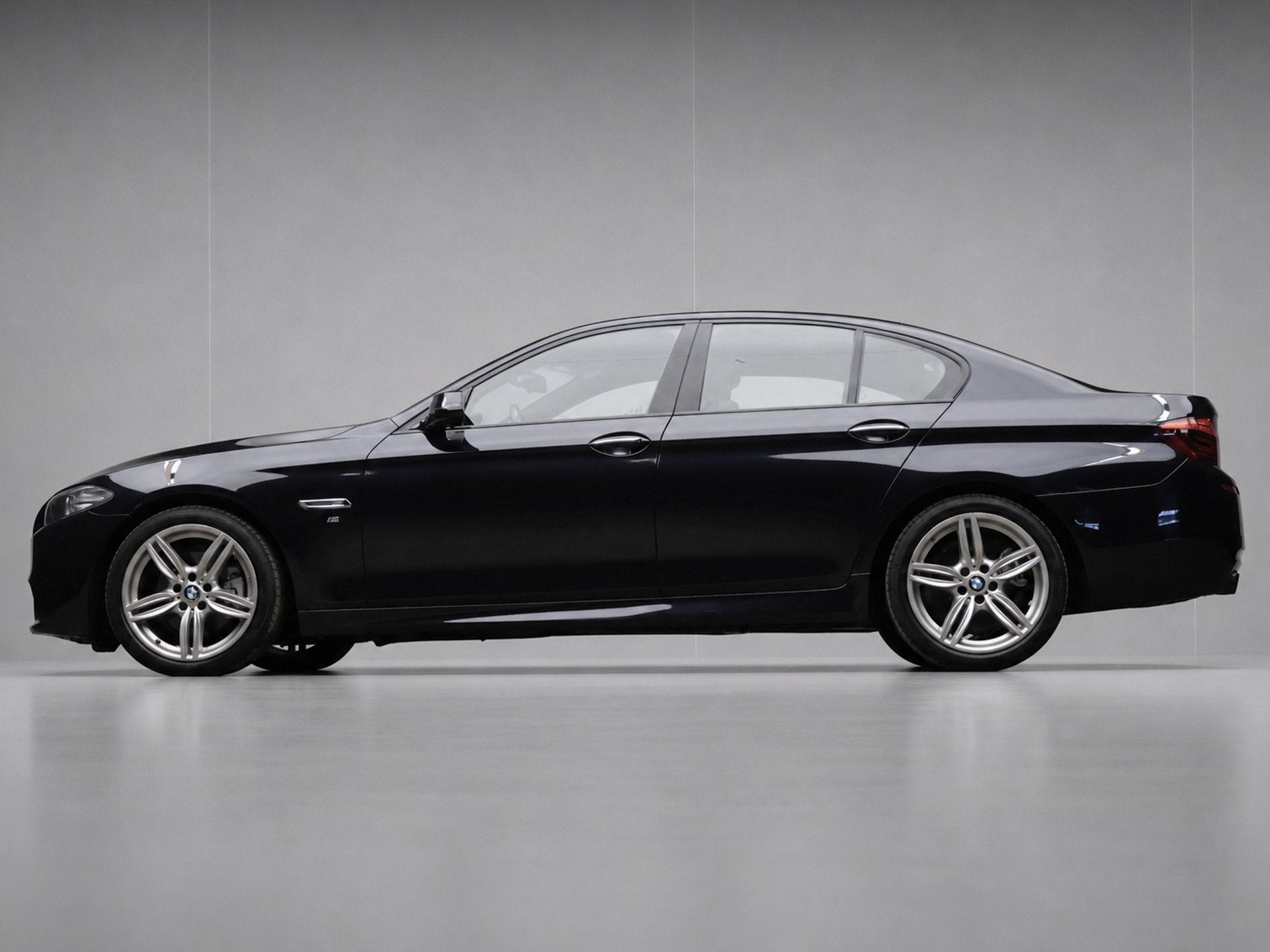 BMW 5-serie 520i High Executive M-Sport (DIGITALE COCK PITCO, Automaat, Achterwielaandrijving, Gebruikt, Euro 6