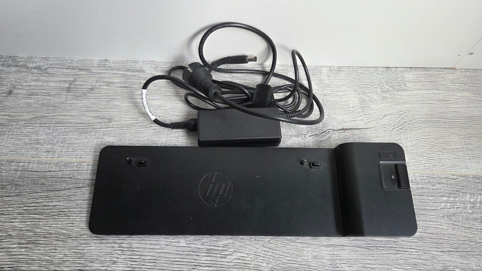 HP 2013 UltraSlim Docking Station met adapter, Ophalen of Verzenden, Gebruikt